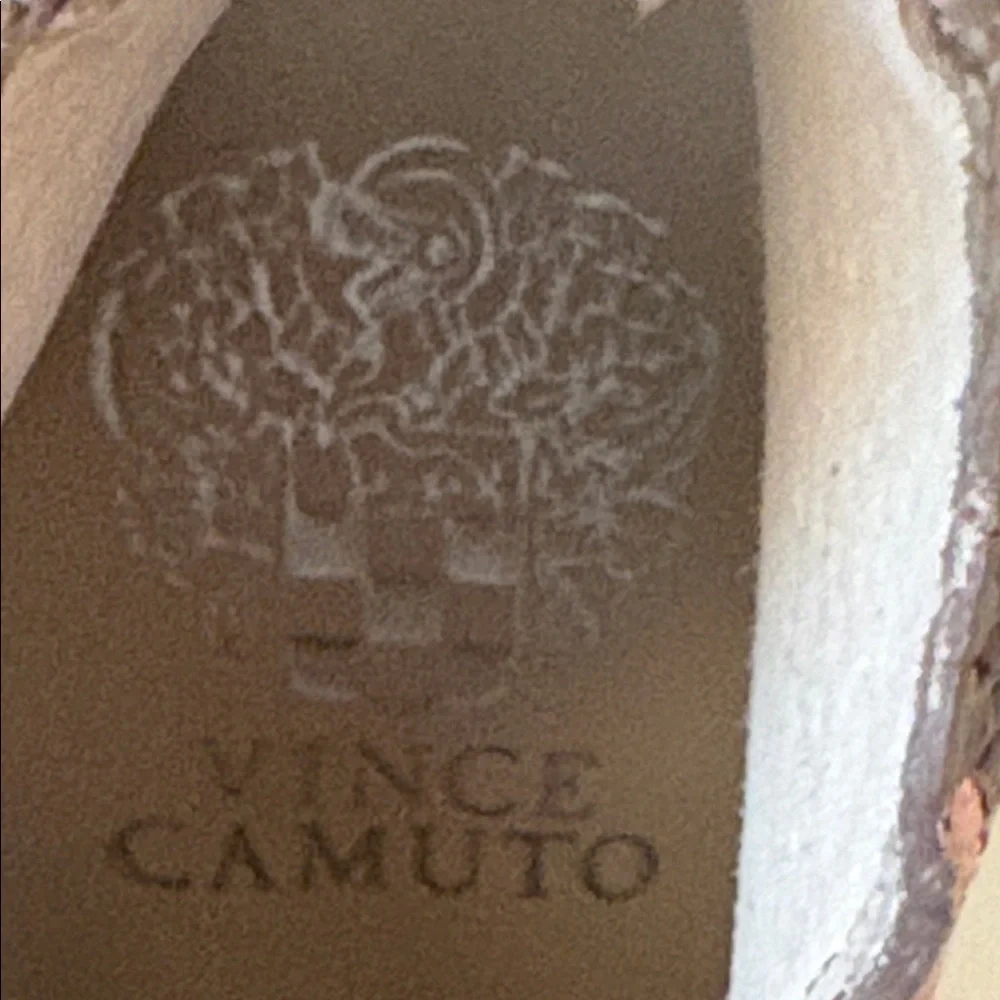 Vince Camuto brand new